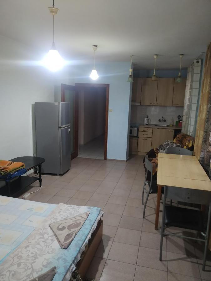 Apartment Center Varna Esterno foto