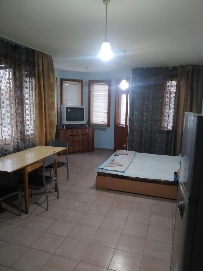 Apartment Center Varna Esterno foto