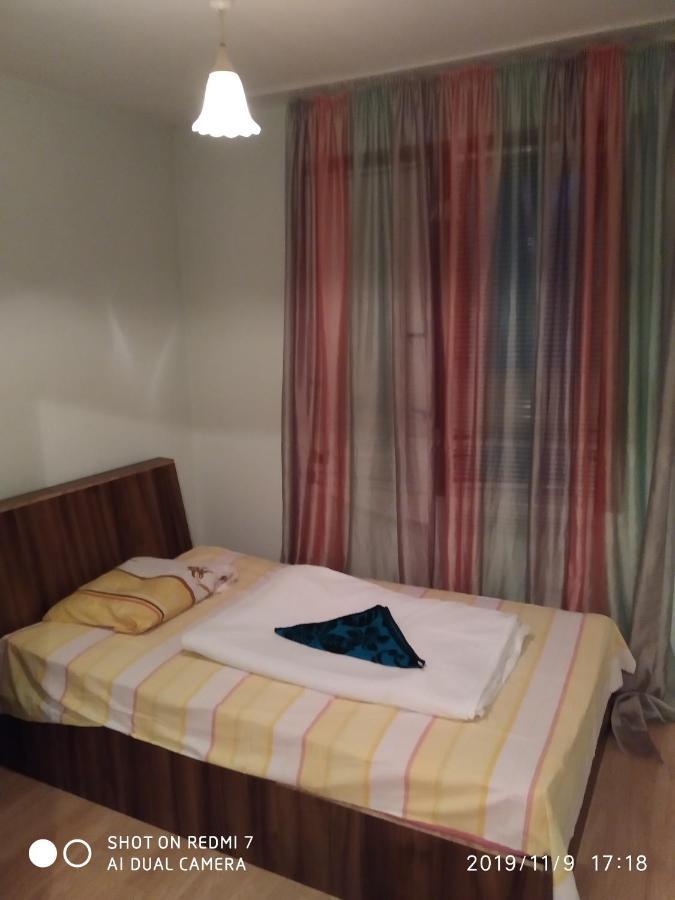 Apartment Center Varna Esterno foto